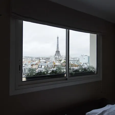 Veeve - Eiffel Tower View Appartamento *
